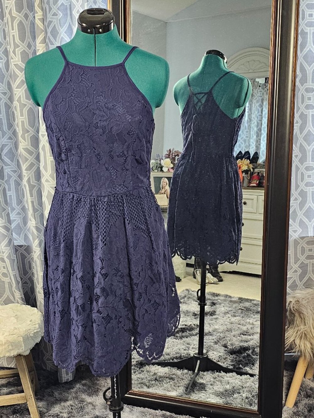 Star + Sky Navy Lace Halter Skater Mini Dress – Size L